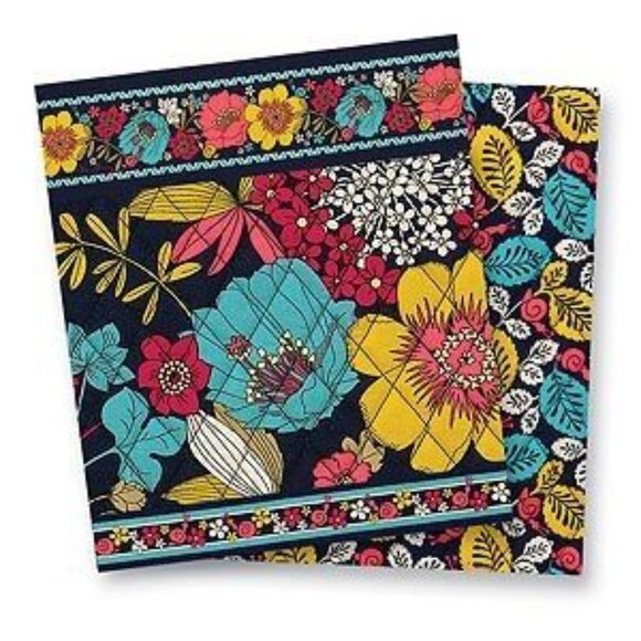 Vera Bradley | Happy Snails | Passport Cover - Picture 11 of 11